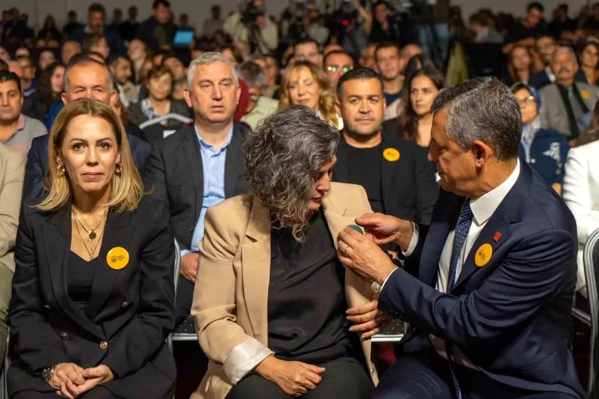 Ferdi Zeyrek’in adı eşi ve kızının öncülüğünde kurulan vakıfta yaşayacak