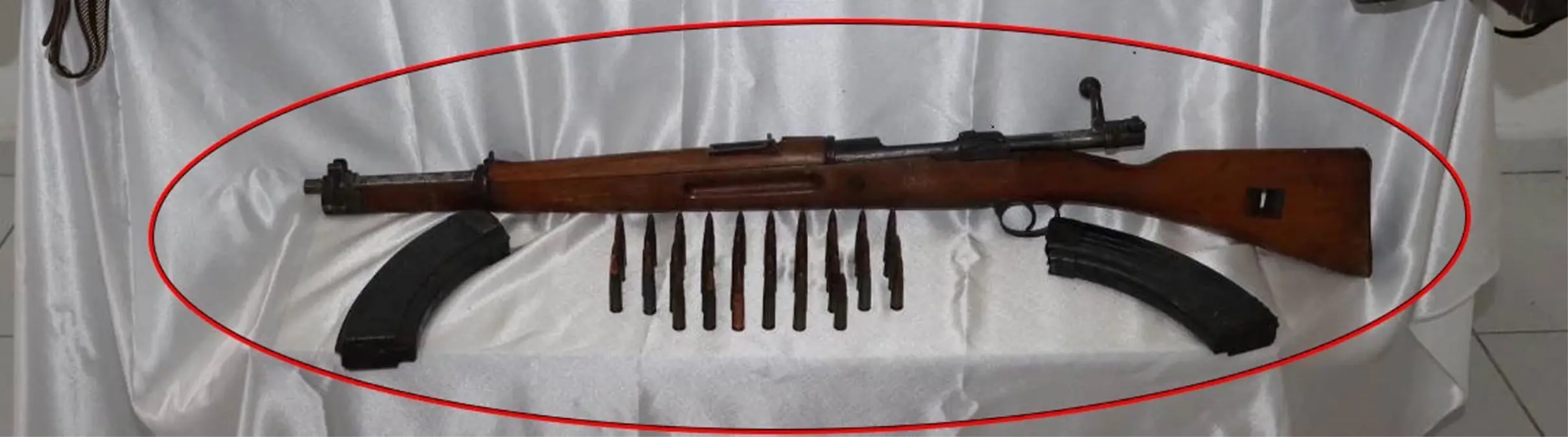 karsta jandarma operasyonu tarihi silahlar ve cok sayida muhimmat ele gecirildi QzrFjGDs.jpg