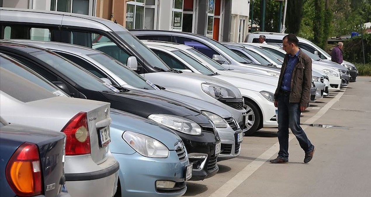 otomobilde yeni vergi donemi bazi modellerin fiyati 500 bin tlye kadar artacak AUNS26g9.jpg