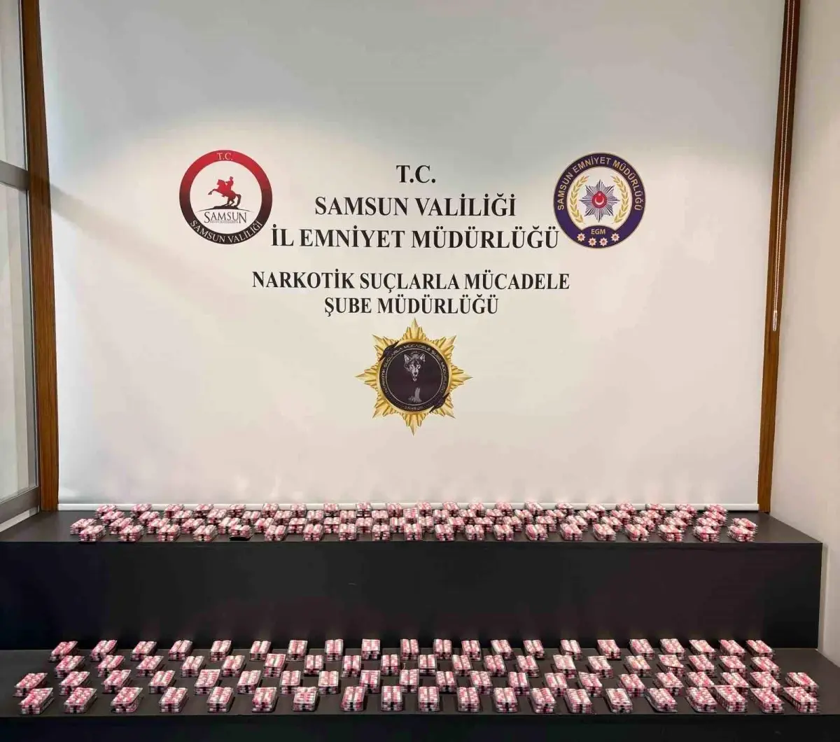 samsunda uyusturucu operasyonu 6 bin 170 sentetik ecza ele gecirildi 4Zu1iqj7.jpg